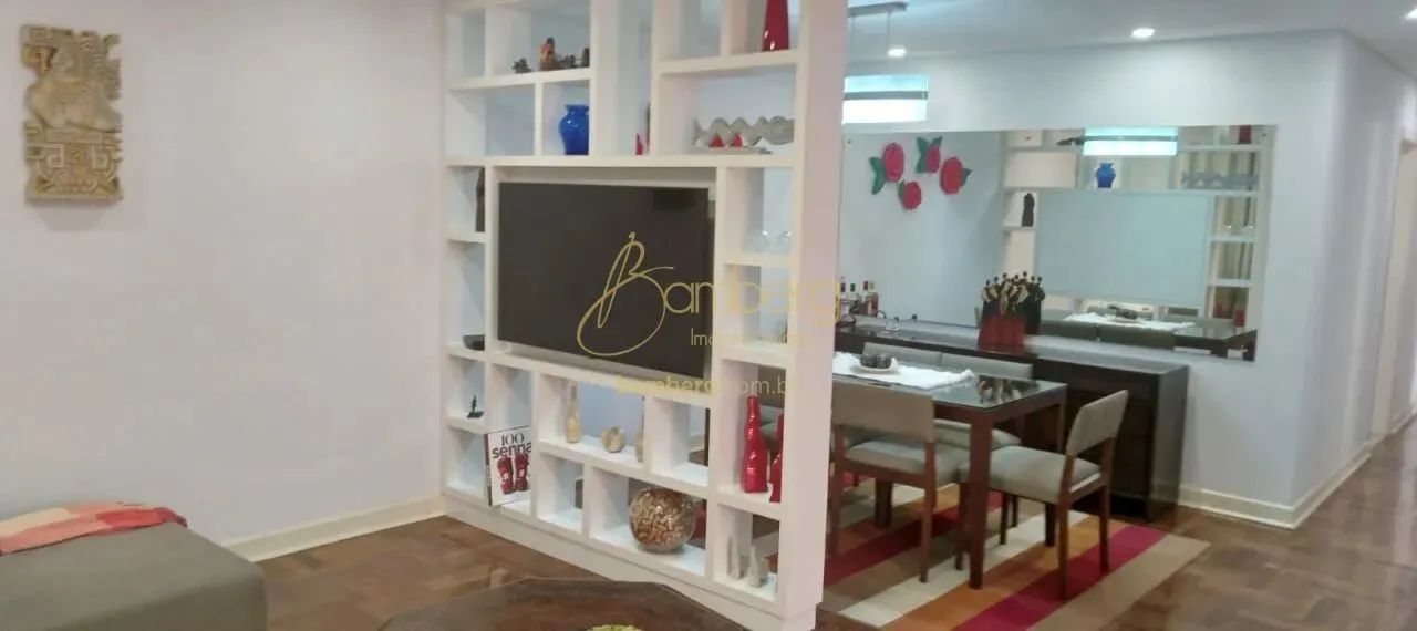 Casa térrea com ambientes amplos totalmente reformada. - Foto 2