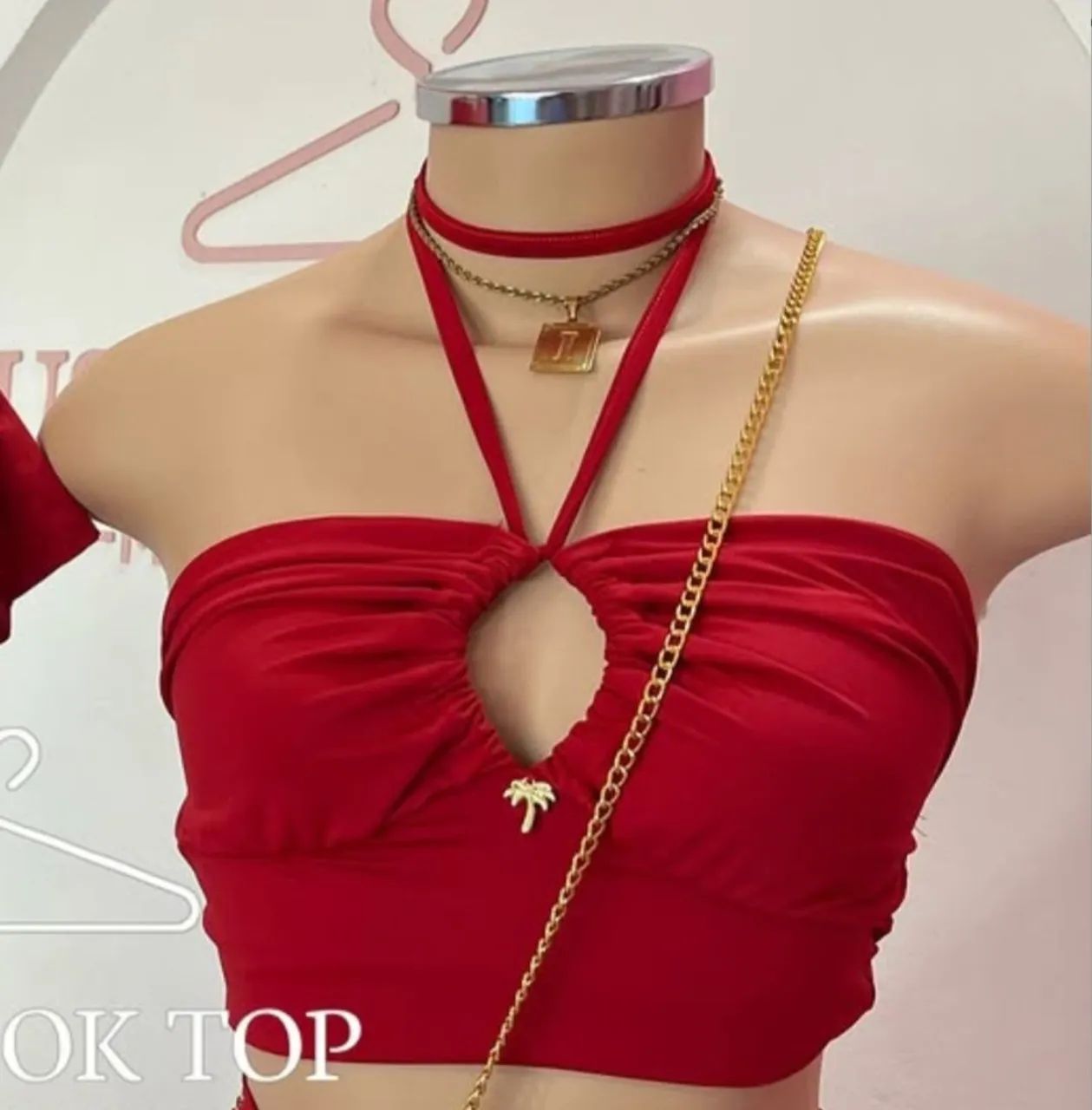 Conjunto vermelho 