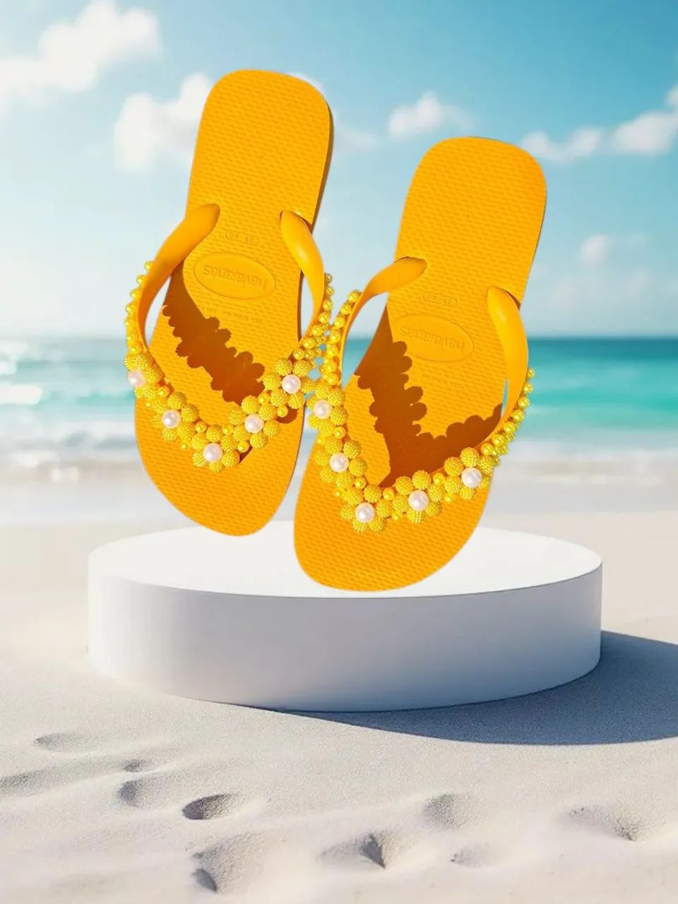 Chinelo Havaianas Top Original Bordado com Pérolas  - Foto 2