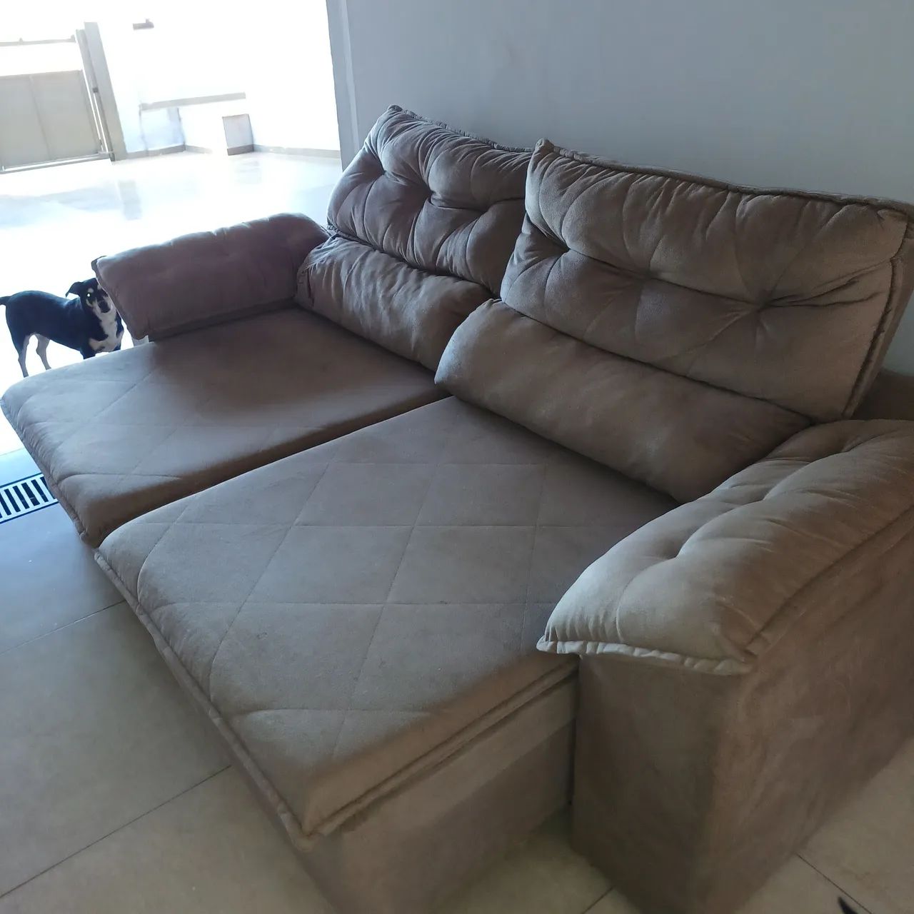 Sofá 3 lugares retratil usado - Foto 2