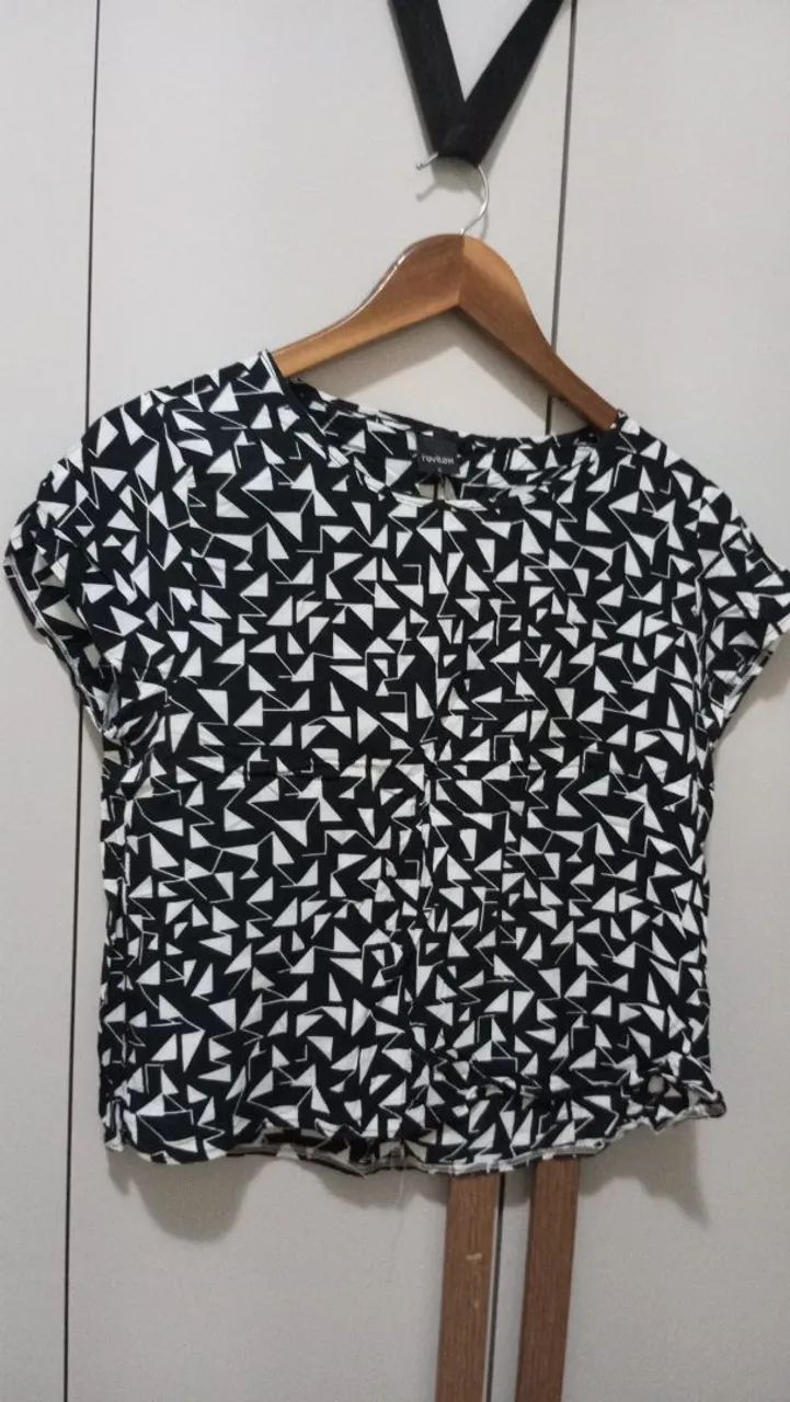 blusa listrada linda