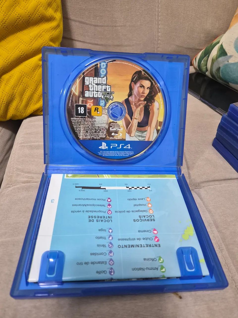 GTA V PS4 - Com mapa - Foto 3