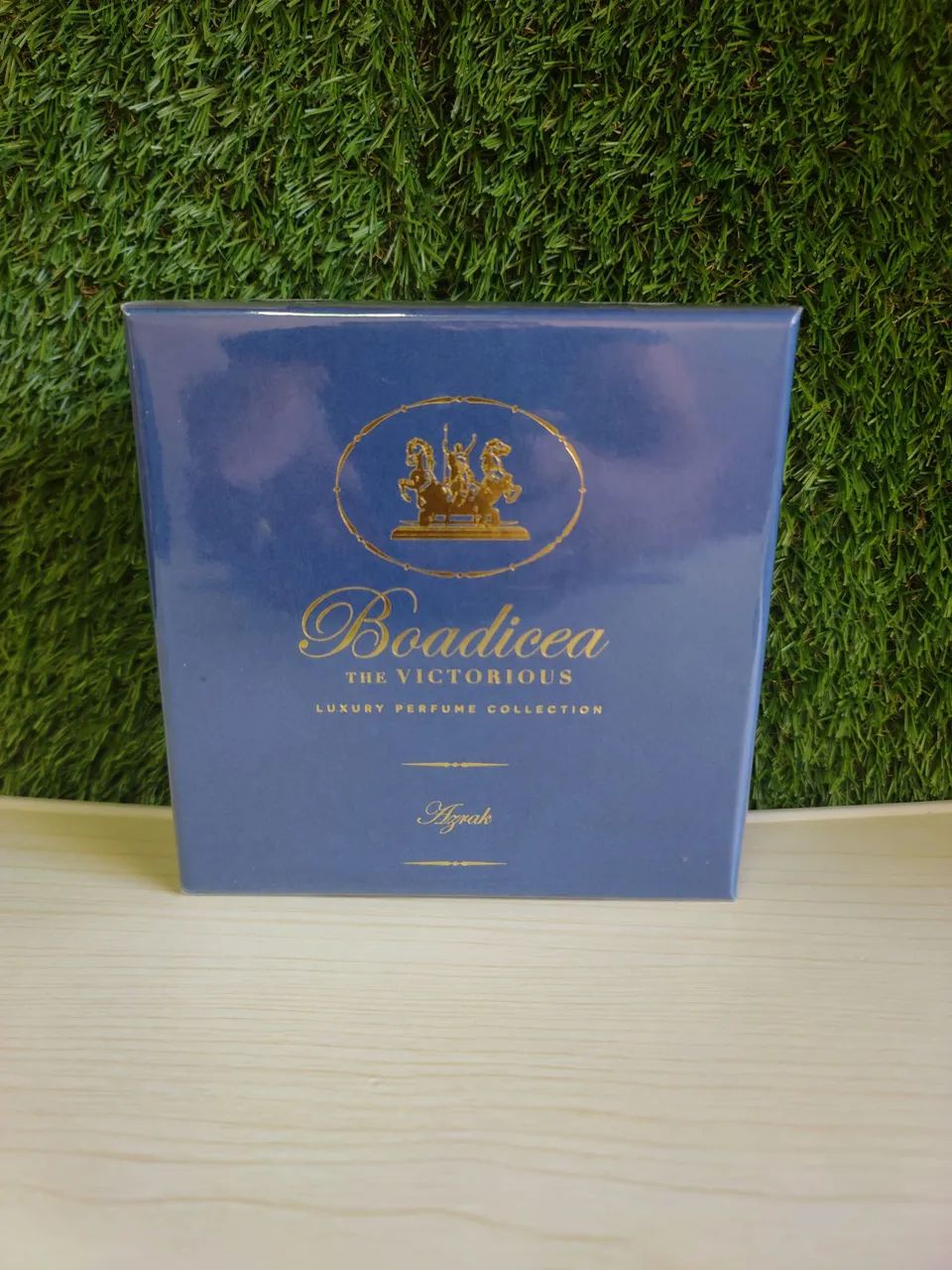 Perfume Azrak de Boadicea the Victorious 100 ml Lacrado  - Foto 2