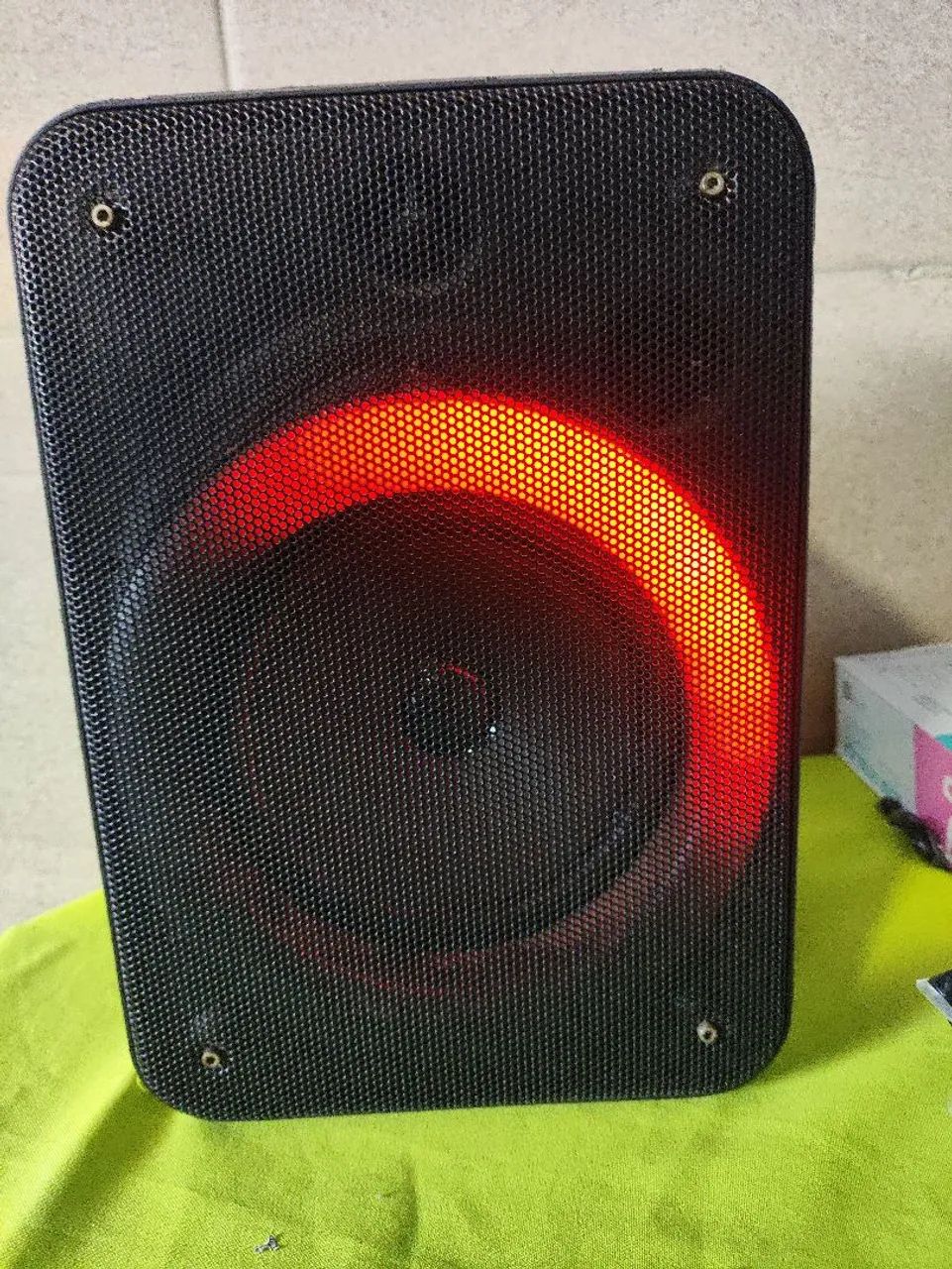 CAIXA DE SOM SEMI NOVA EM PERFEITO ESTADO - Foto 3