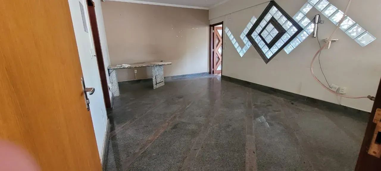 Galpão com 900 m2 - Pirassununga com cozinha industrial - Foto 2
