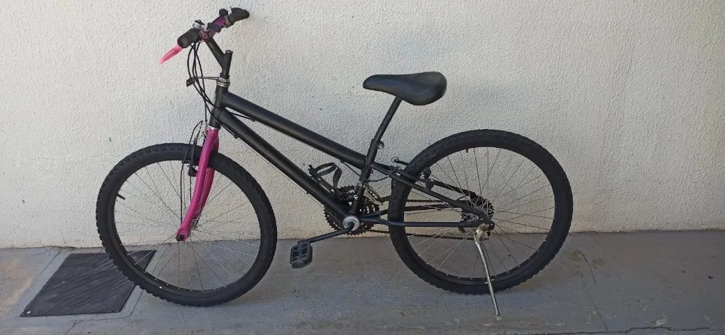 BICICLETA JUVENIL ARO 24 - PRONTA PARA USAR