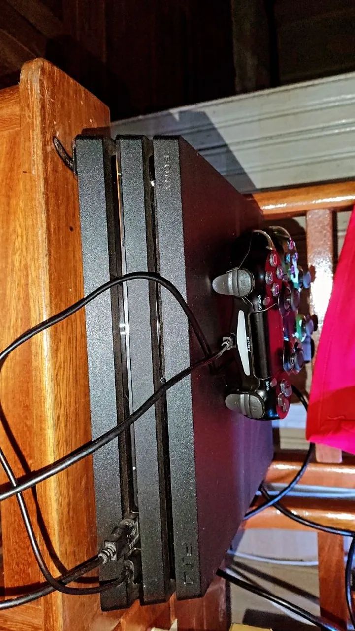 PS4 pro 1TB  - Foto 3