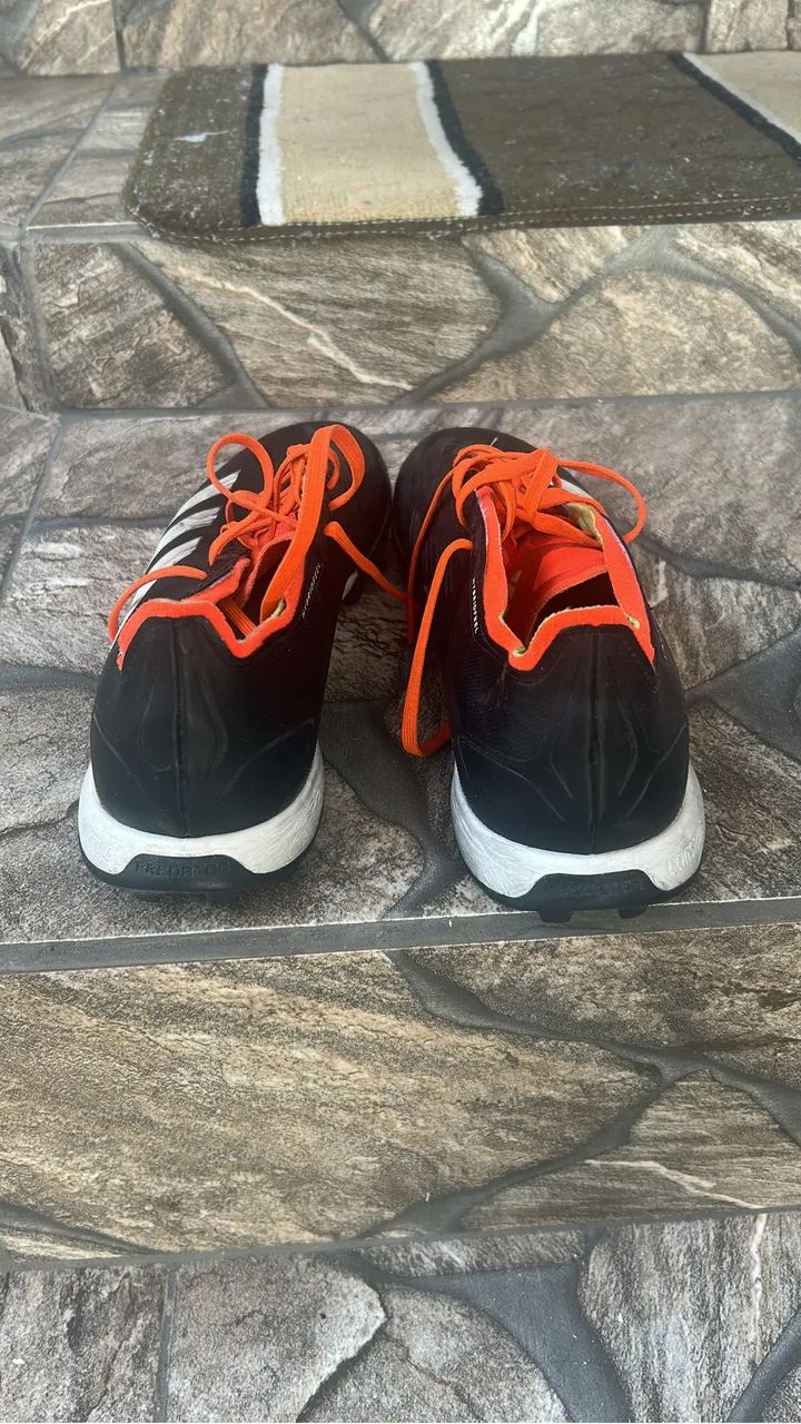 Chuteira adidas predator - Foto 2