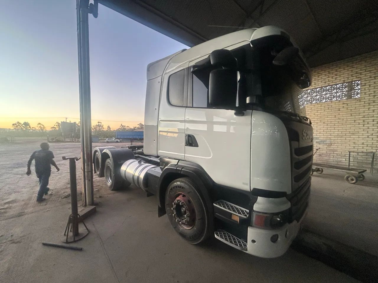 SCANIA G420 6X2 - Foto 3