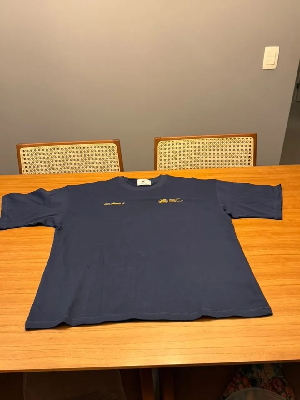 camiseta scuffers withlove nova - Foto 2
