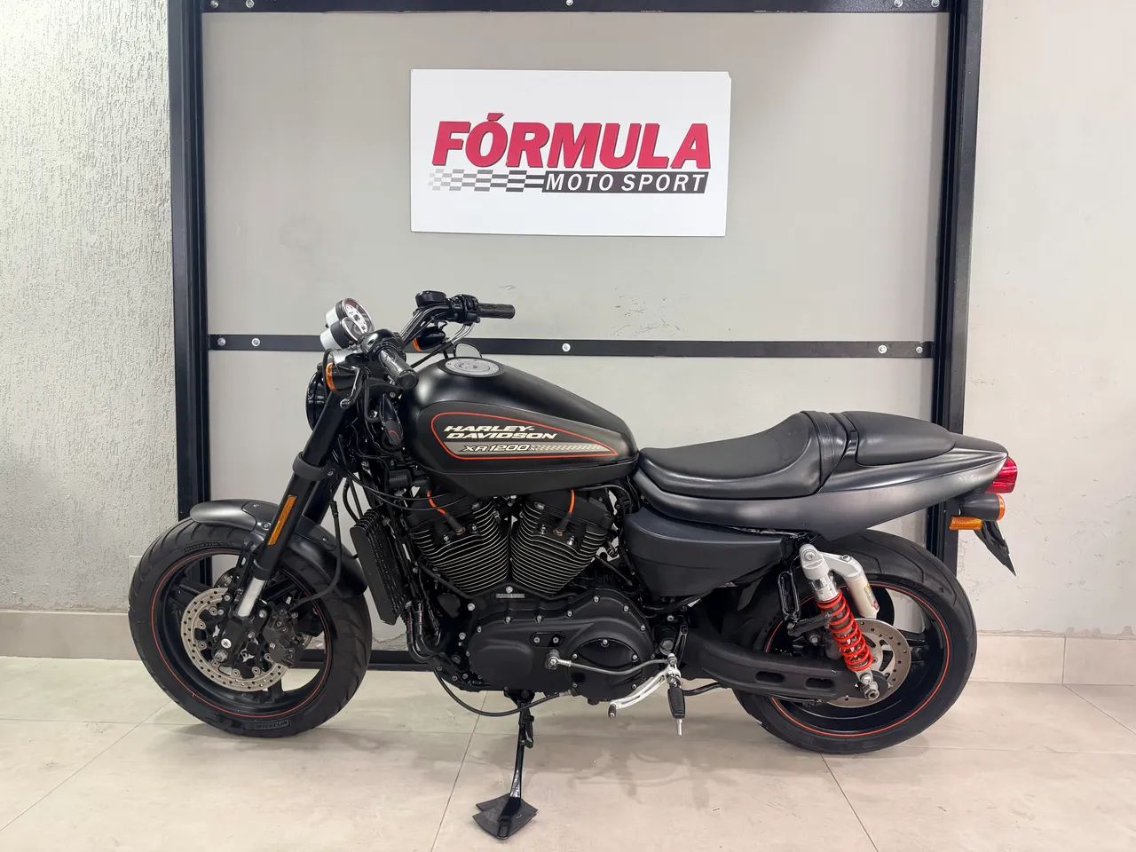 HARLEY DAVIDSON XR 1200 X 2012 - Foto 3