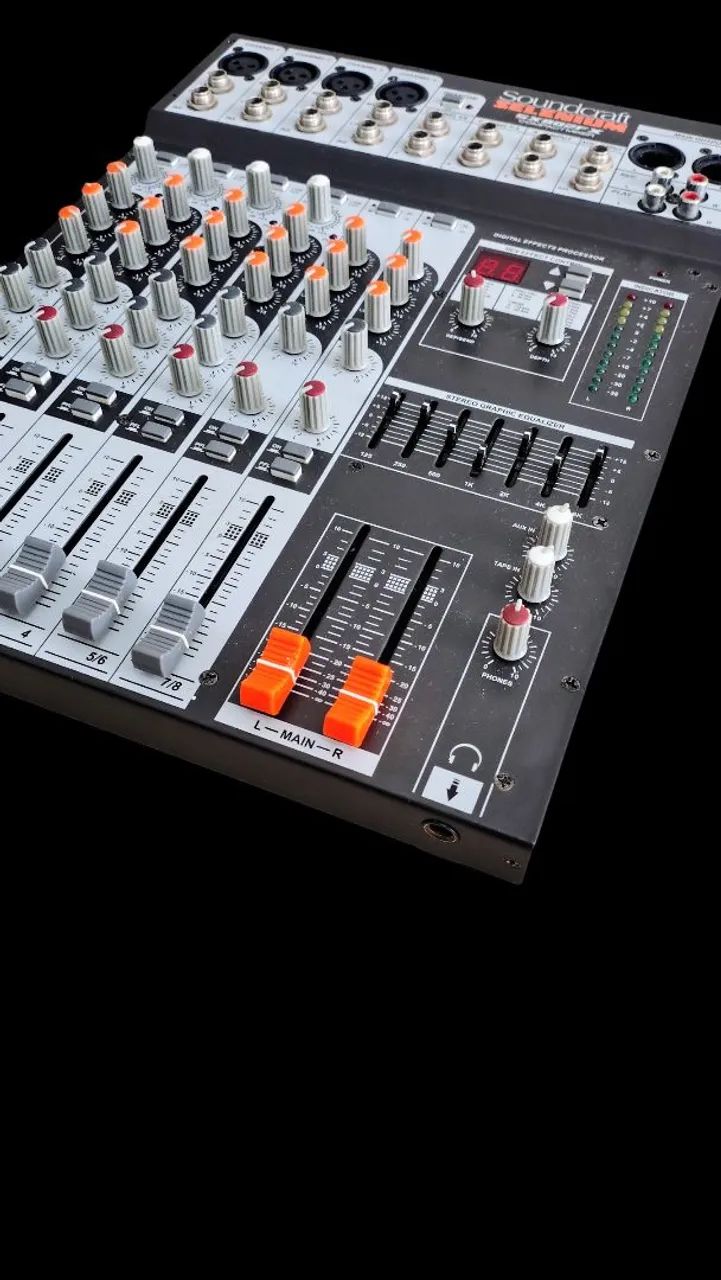 Vendo mesa de som soundcraft Selenium 8 canais  - Foto 3