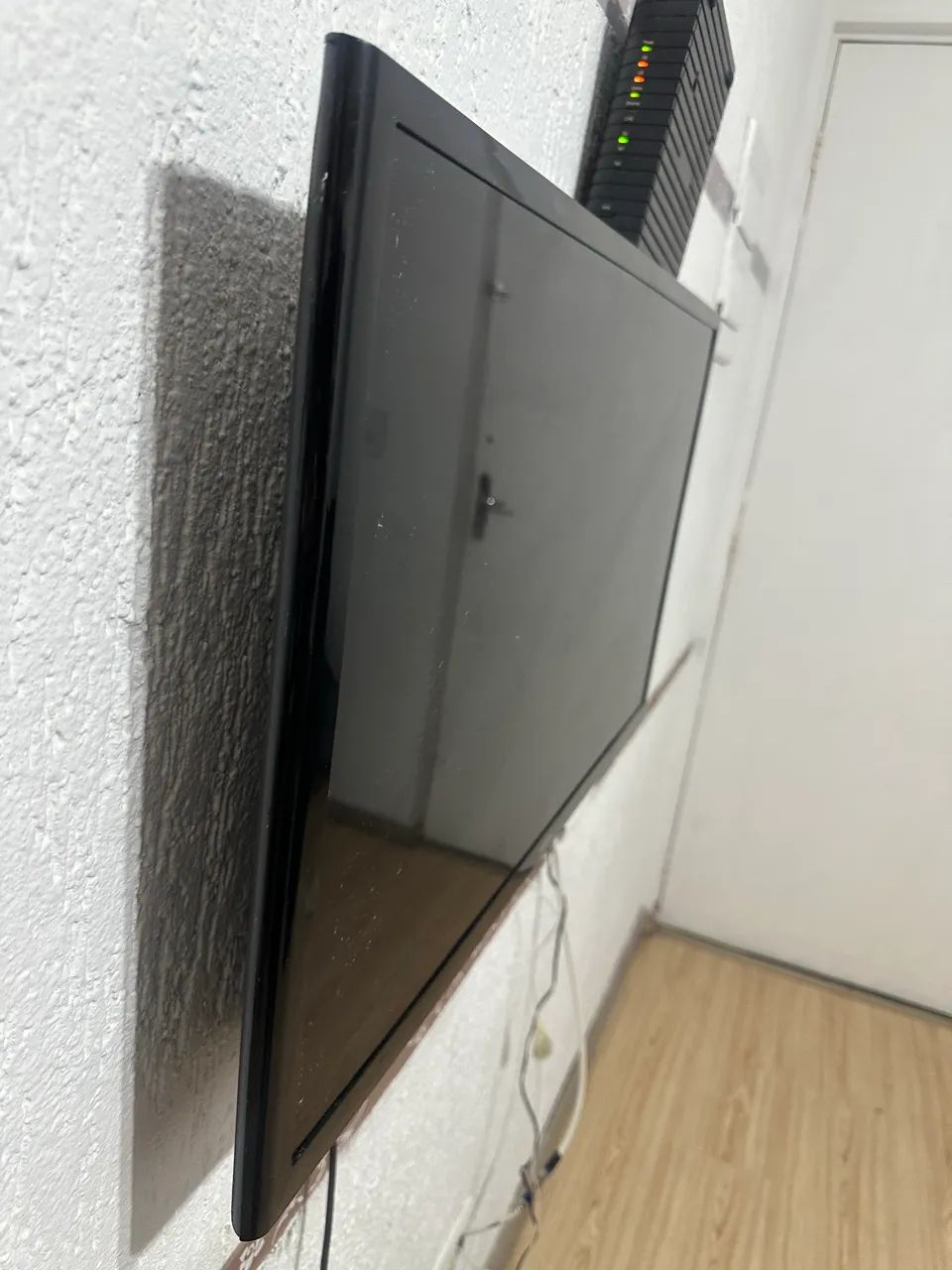 Tv Samsung 32 polegadas ( não está funcionado) 