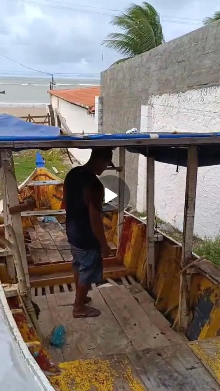 BARCO DE MADEIRA COM MOTOR 13.0 - Foto 3