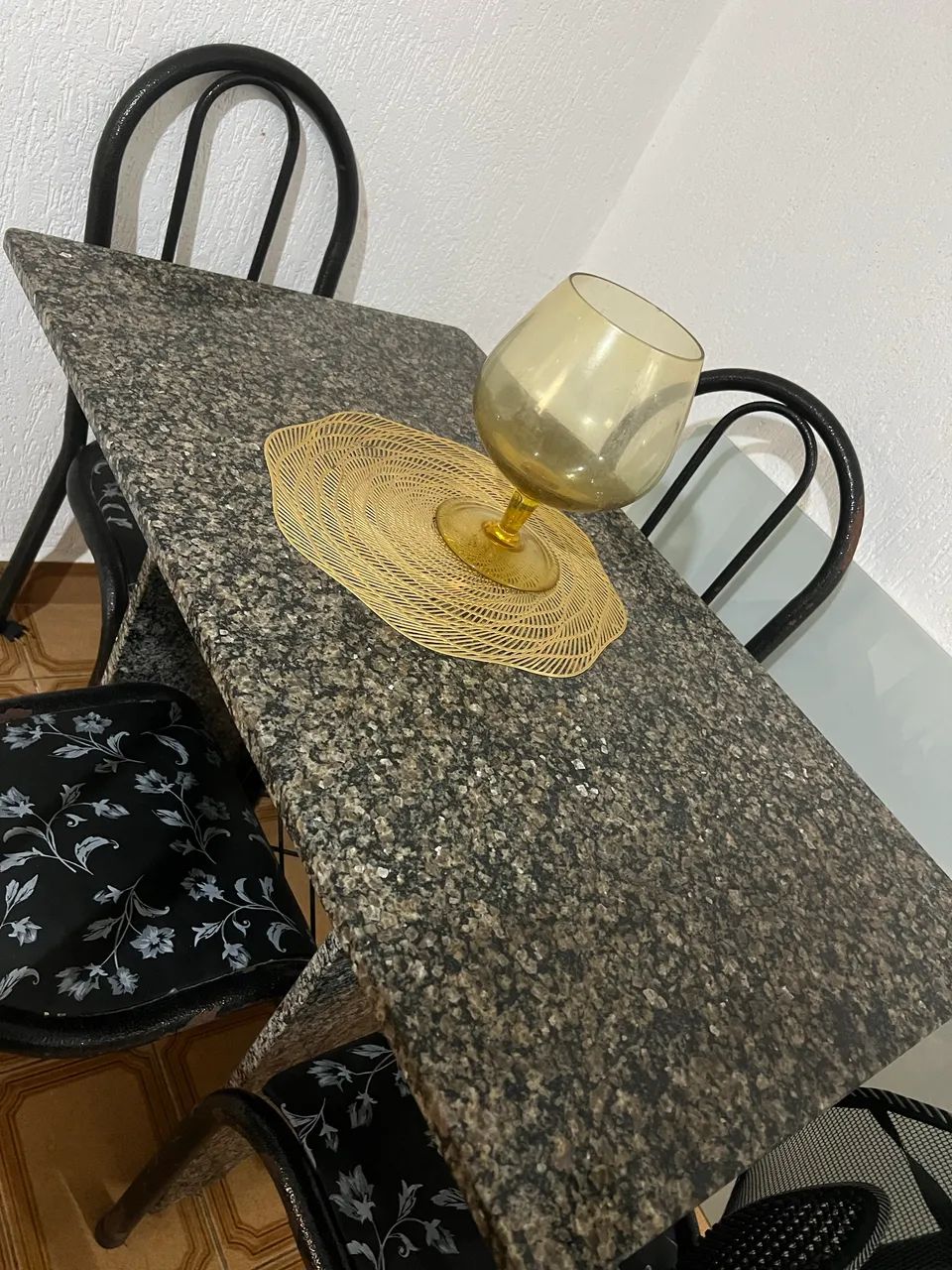 Mesa com cadeiras  - Foto 5