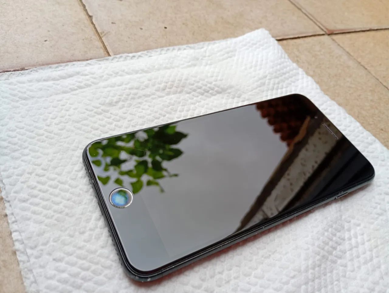 IPHONE 7 PLUS 256GB(+2 CAPINHAS NOVAS. - Celulares e Smartphones