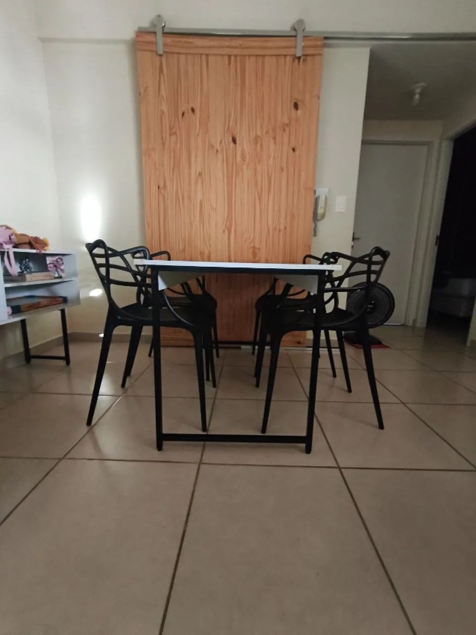 Mesa de jantar com 4 cadeiras  - Foto 3