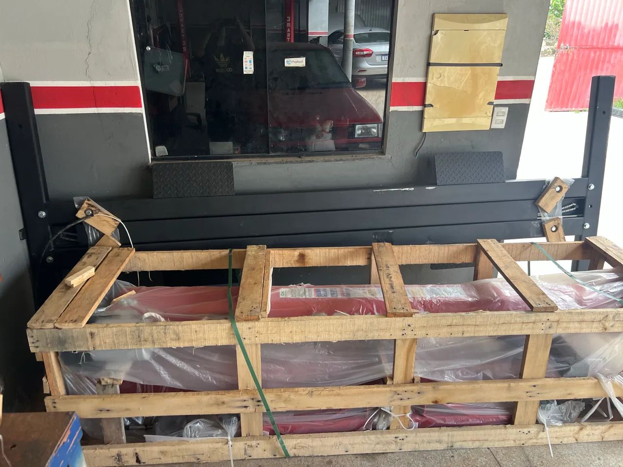Elevador automotivo 2500 kg  - Foto 2