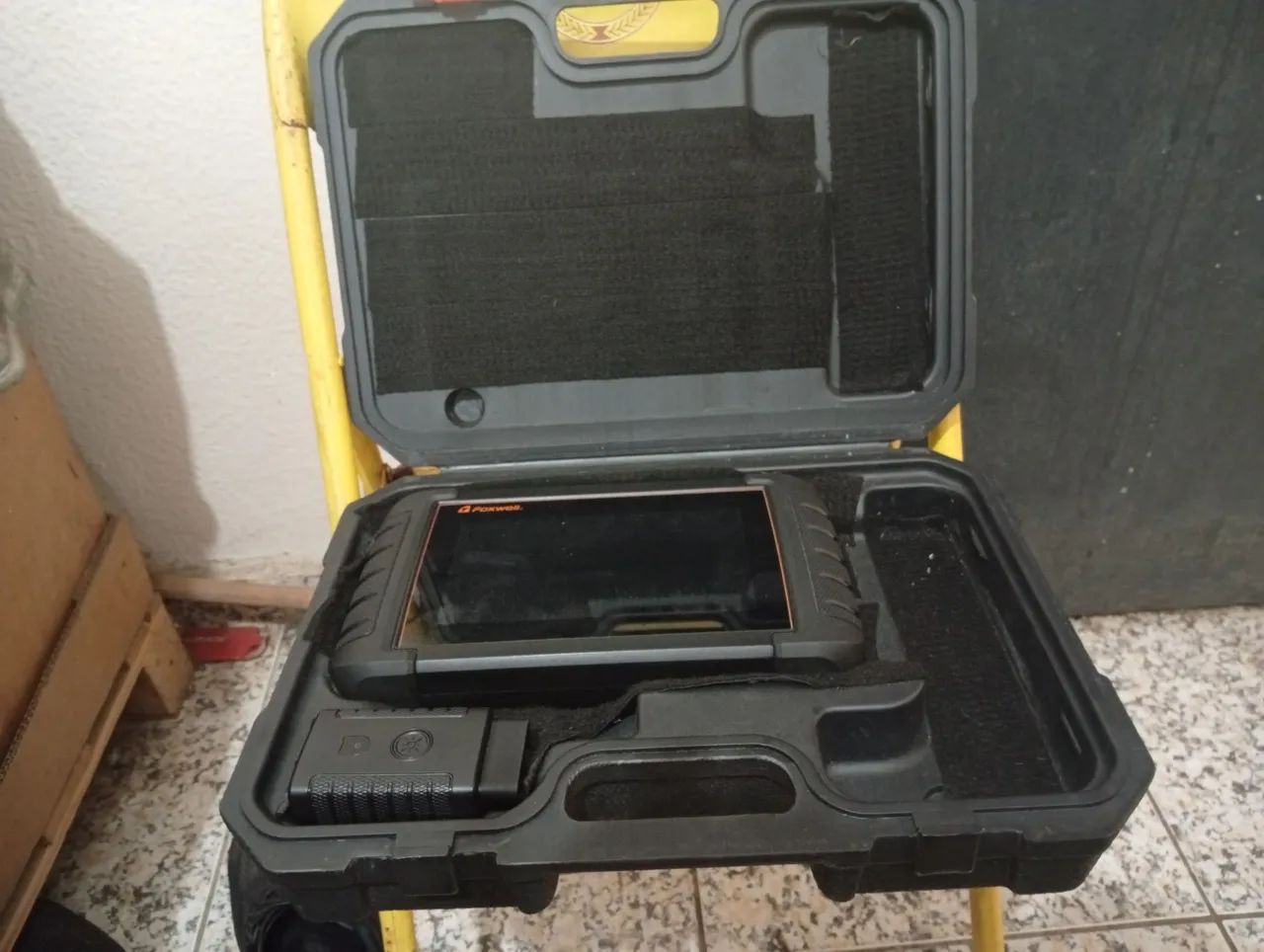 Scanner Automotivo Foxwell NT809BT