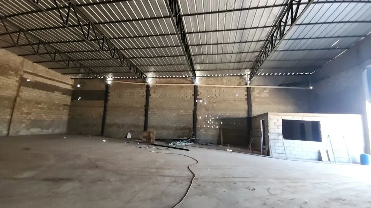 Alugo barracão com 750m² no Pedra 90 - Cuiabá - Mato Grosso - Foto 2