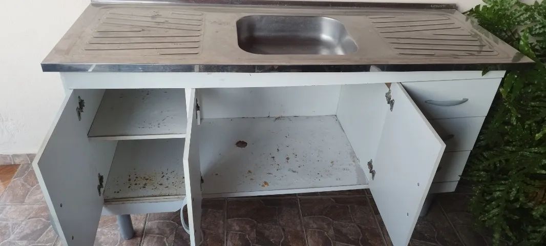 Pia de cozinha com gabinete  - Foto 4
