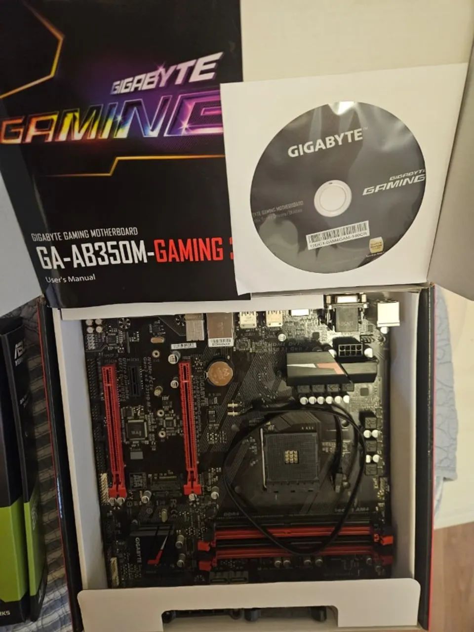 Placa Mãe Gigabyte AB350M-GAMING 3 - Foto 2