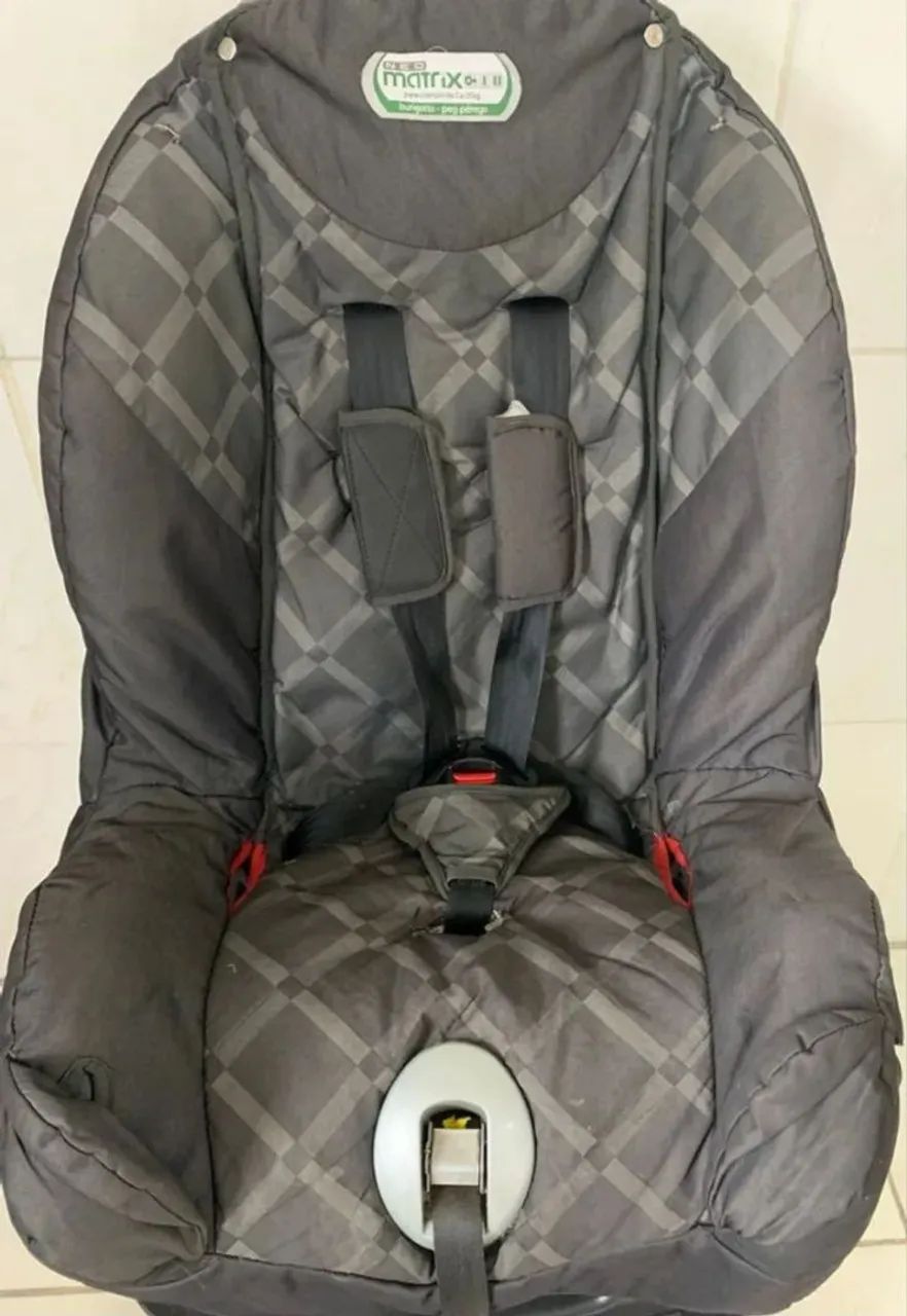 Cadeirinha/ bebê conforto 