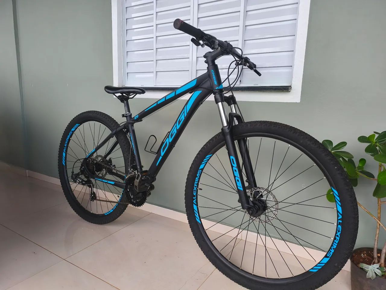 Bicicleta Oggi Hacker Sport 