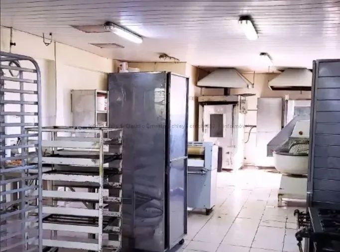 ALUGUEL COMERCIA NA JULIO DE CASTILHOS - ESQUINA COM 334M² - Foto 4