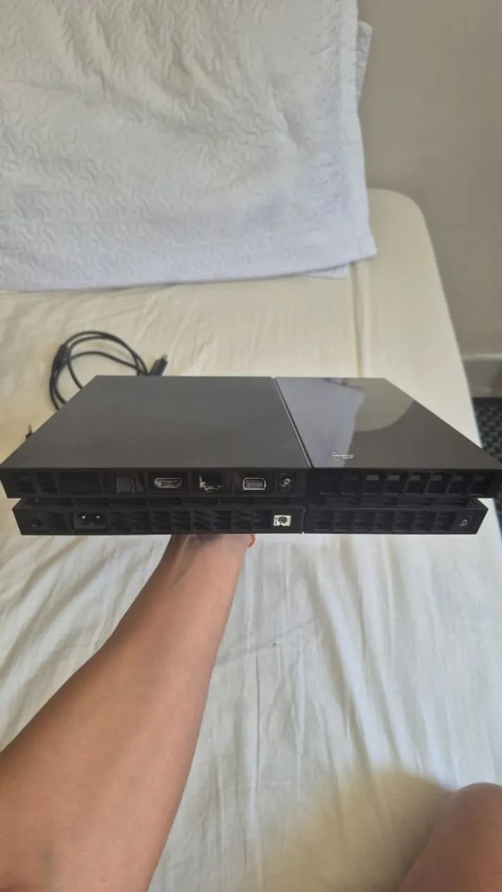 Playstation 4 PS4 DESBLOQUEADO ACEITO OFERTAS - Foto 4