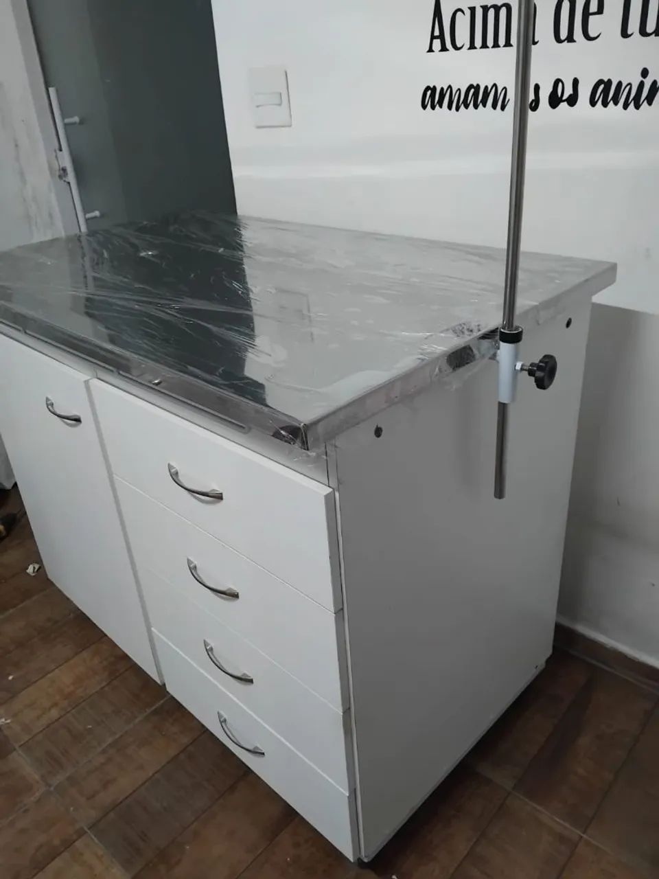 Vendo mesa atendimento veterinário  - Foto 2