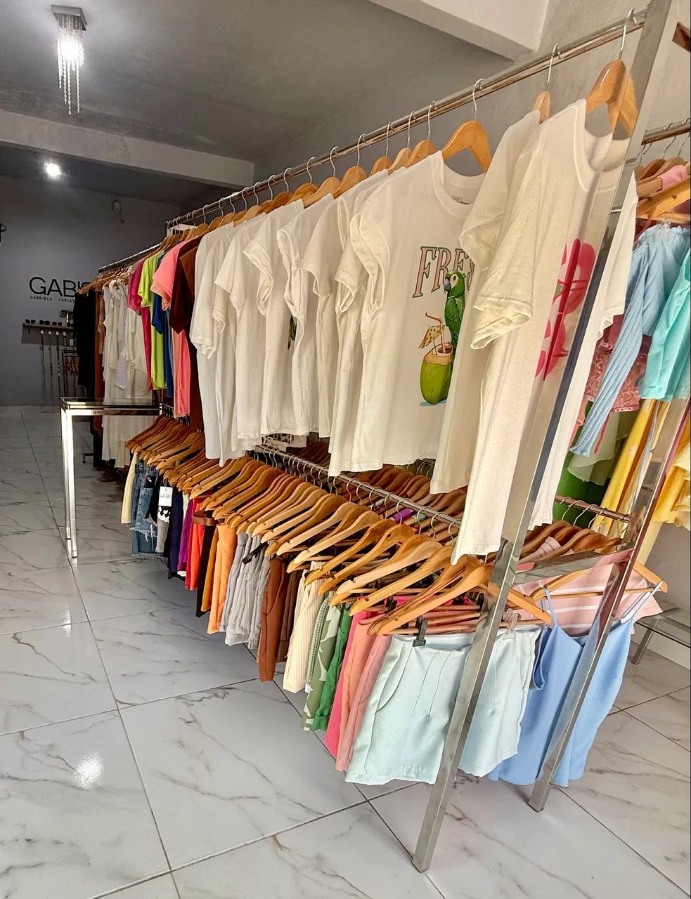 Arara inox para roupas  - Foto 2
