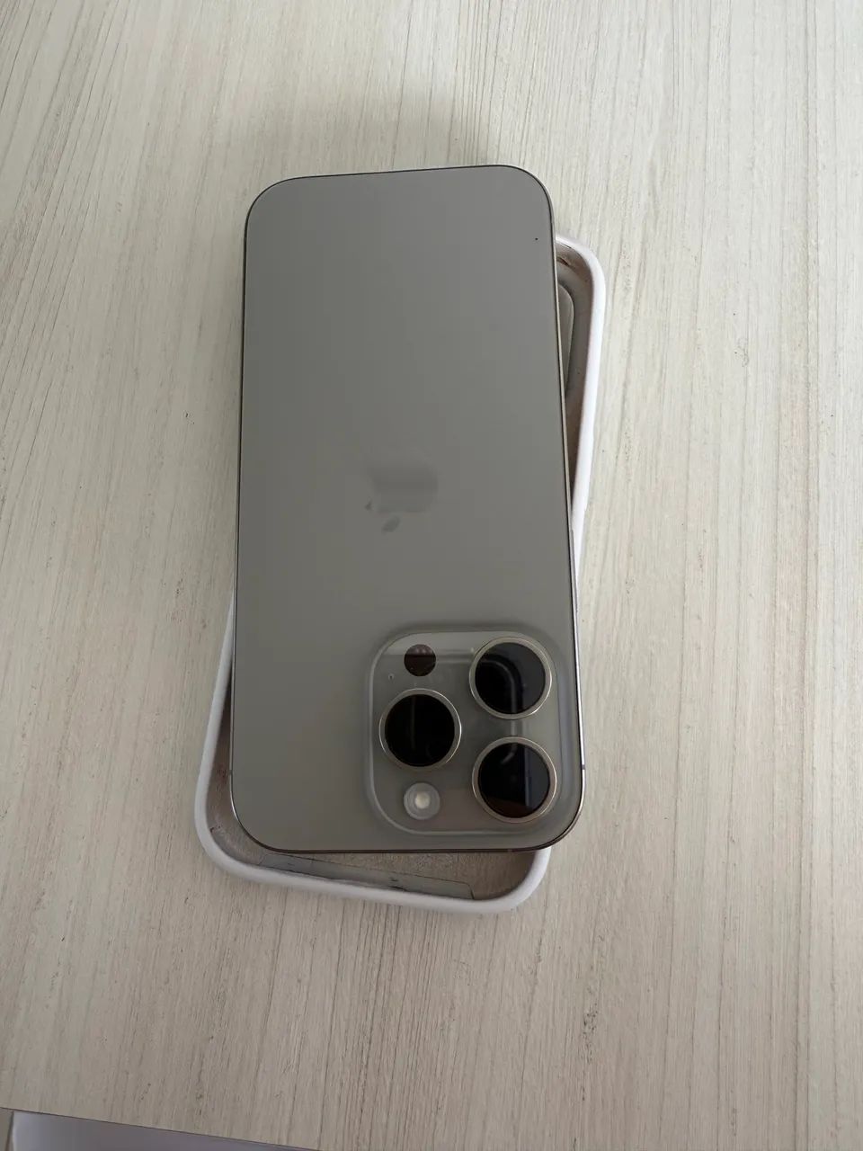 iPhone 16 pro  - Foto 3