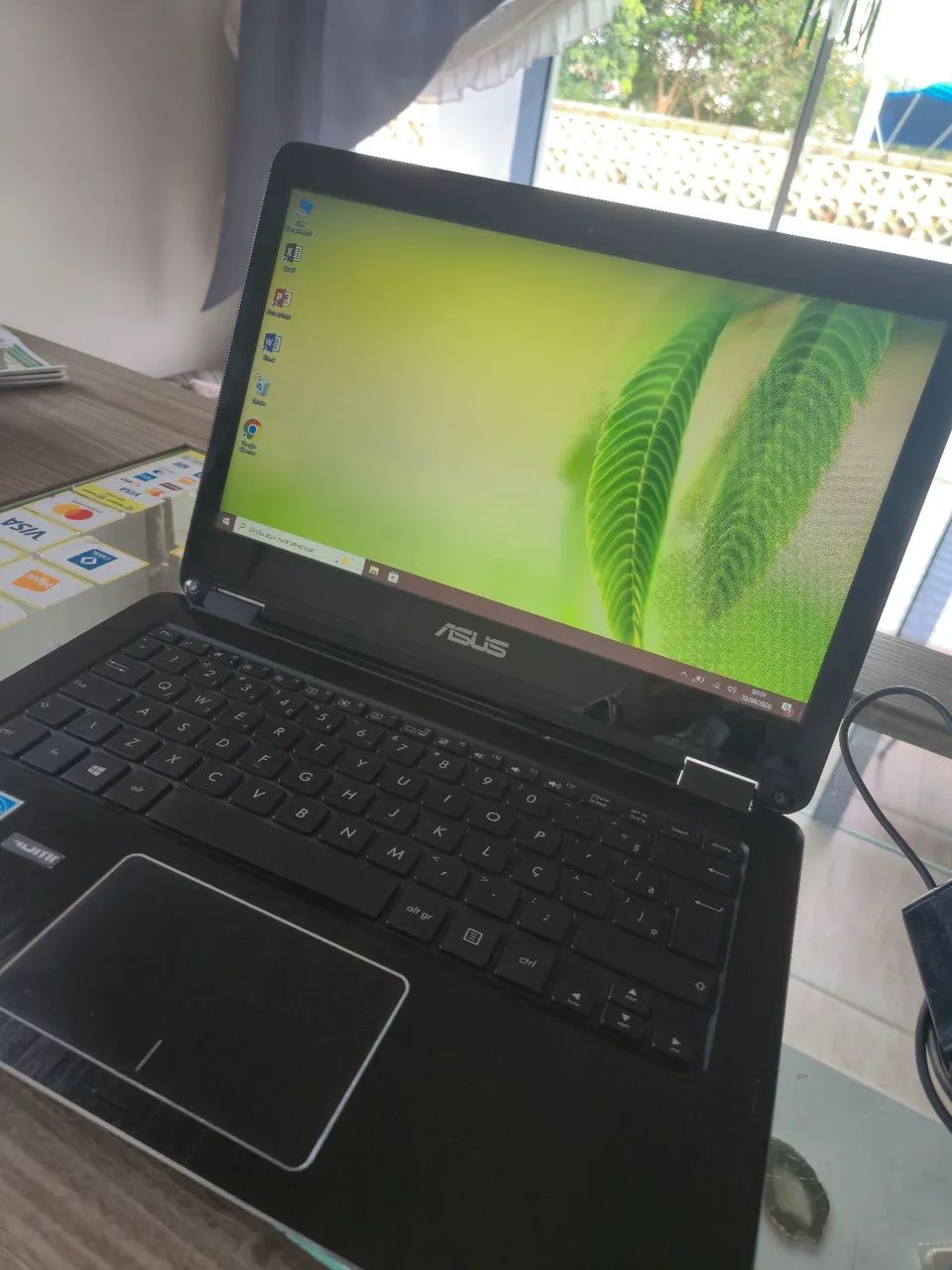 Notebook Asus TP301UA, 4gb de ram, ssd 120GB, core i5 620OU, touch-screen  - Foto 2