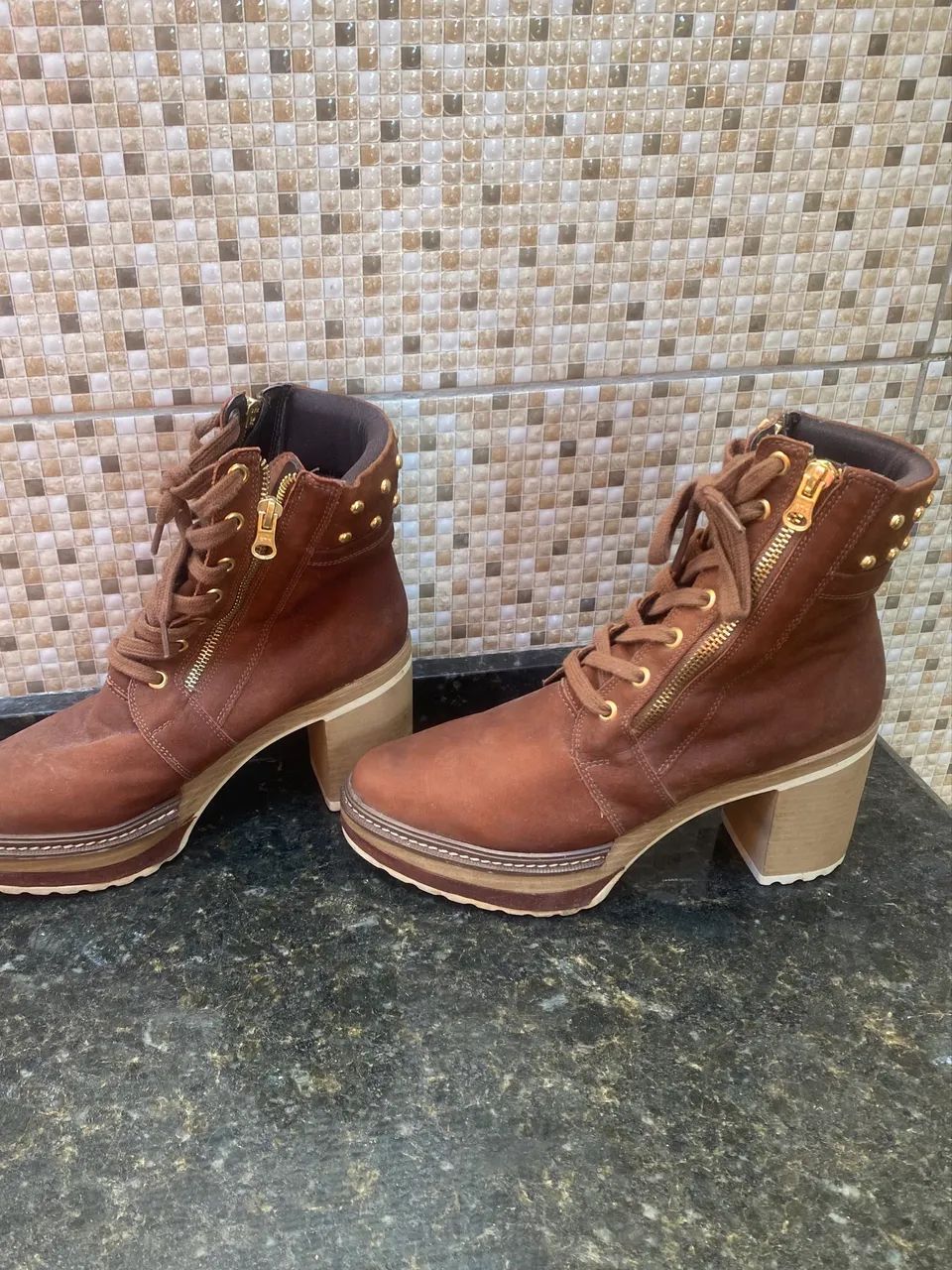 Bota 38