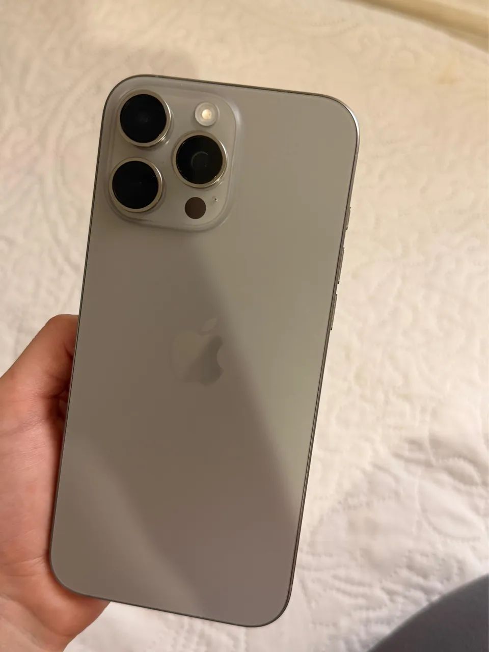 iphone 16 pro max - Foto 4