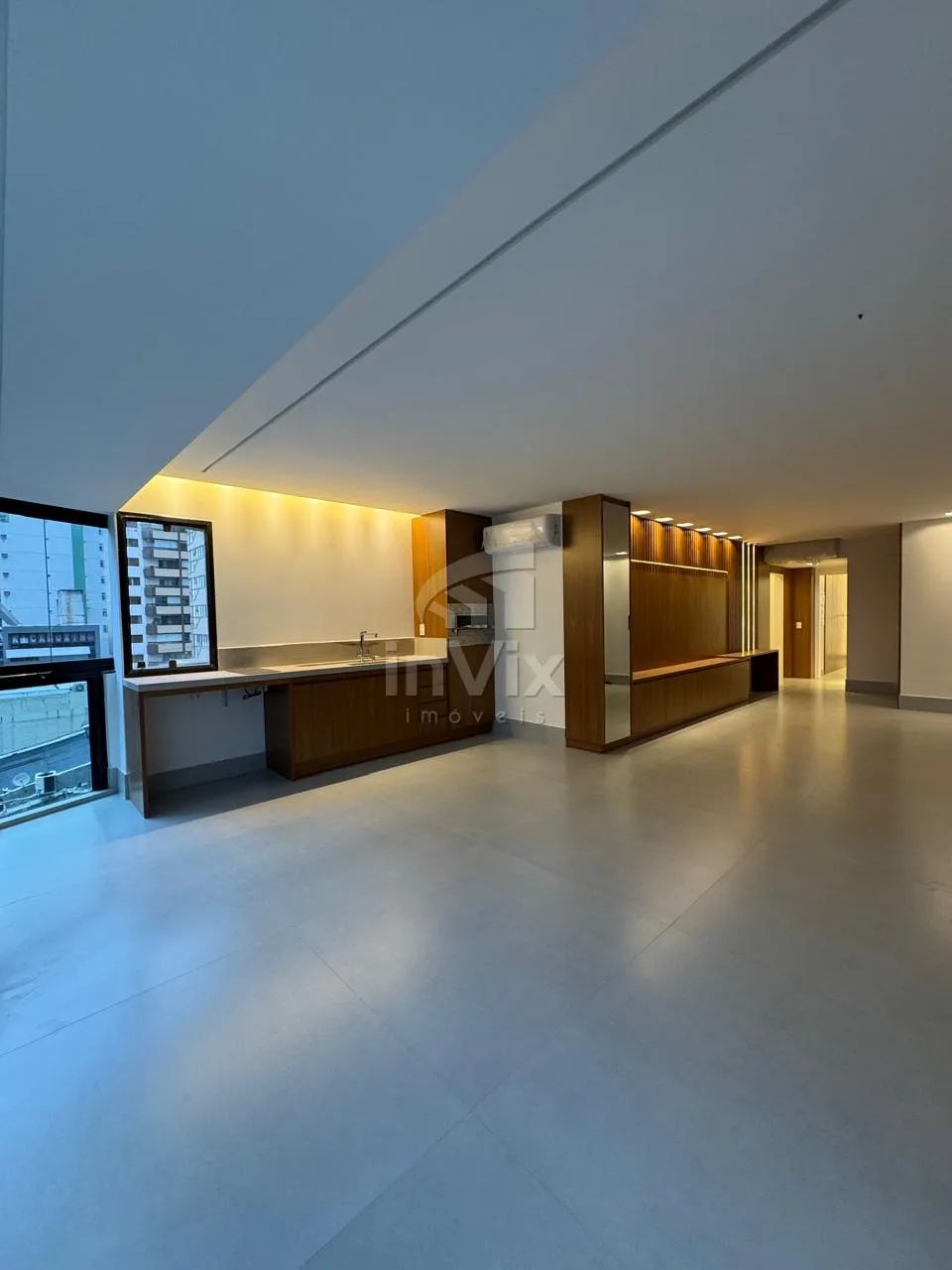 Apartamento 4Q impecável, na Praia do Canto!