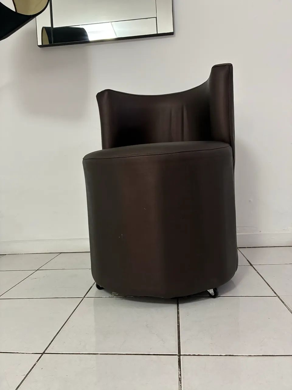 CADEIRA DE APOIO EM COURINO - Foto 2