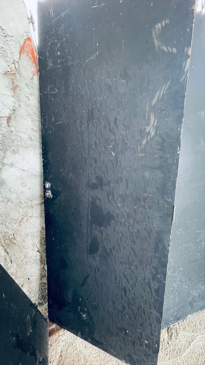 Vendo porta de madeira - Foto 2
