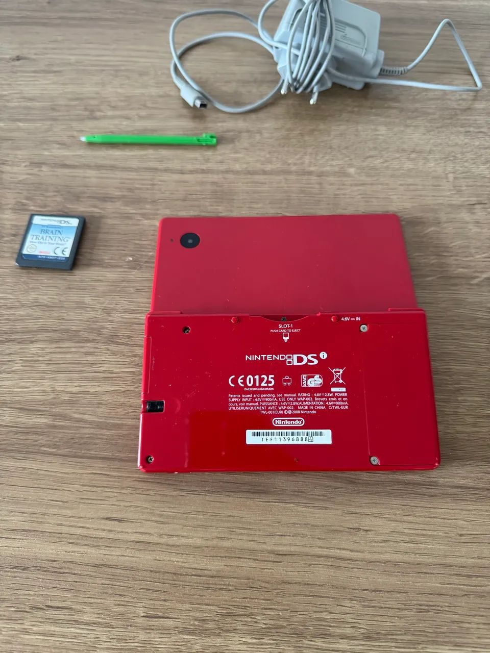 Nintendo DSi com um jogo - Foto 2