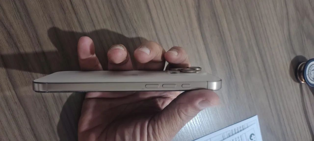 iPhone 16 Pro Max 256gb - Foto 3