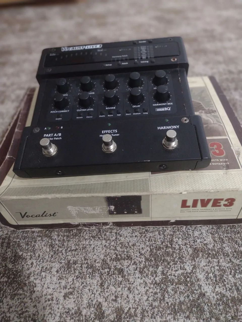 Vocalist Live 3