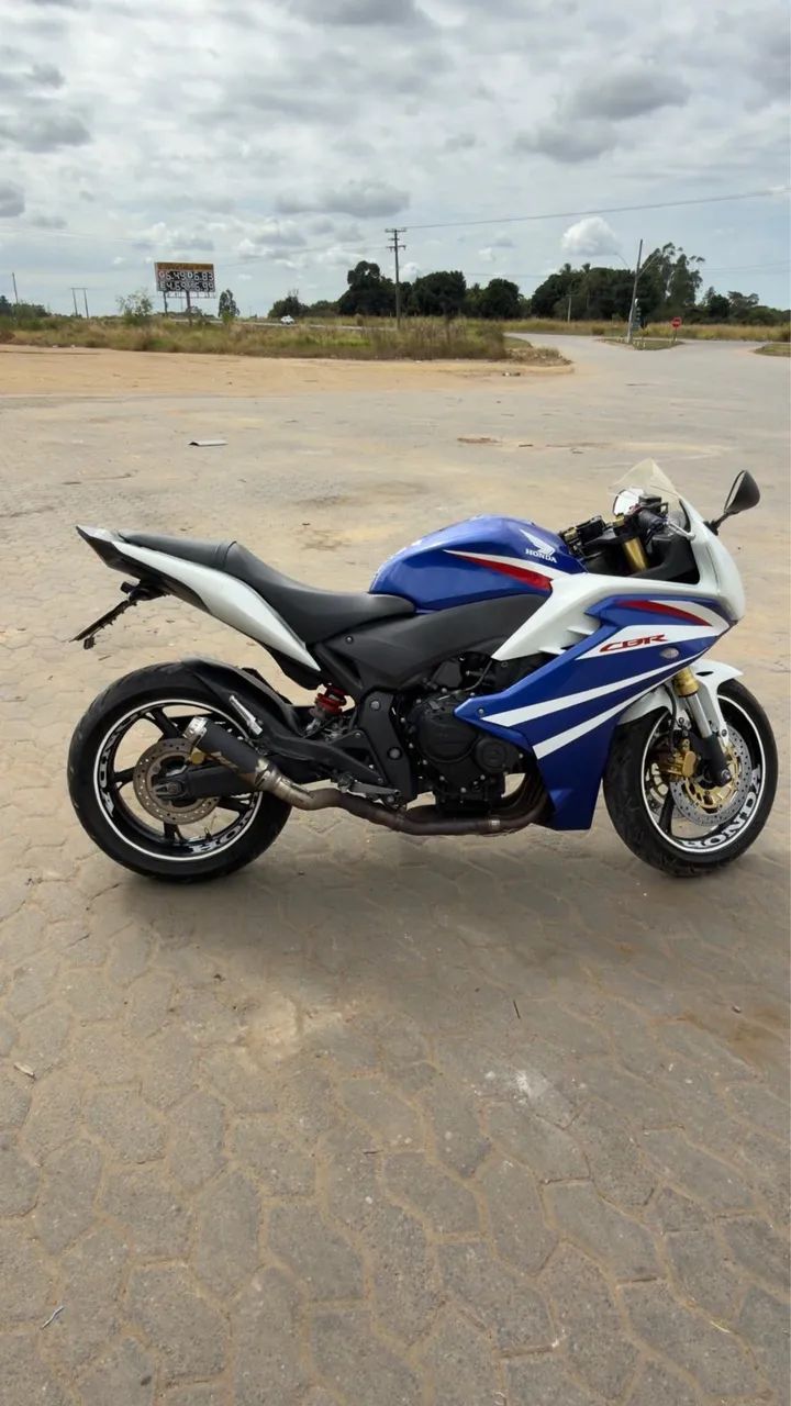 VENDO CBR 600F   - Foto 4