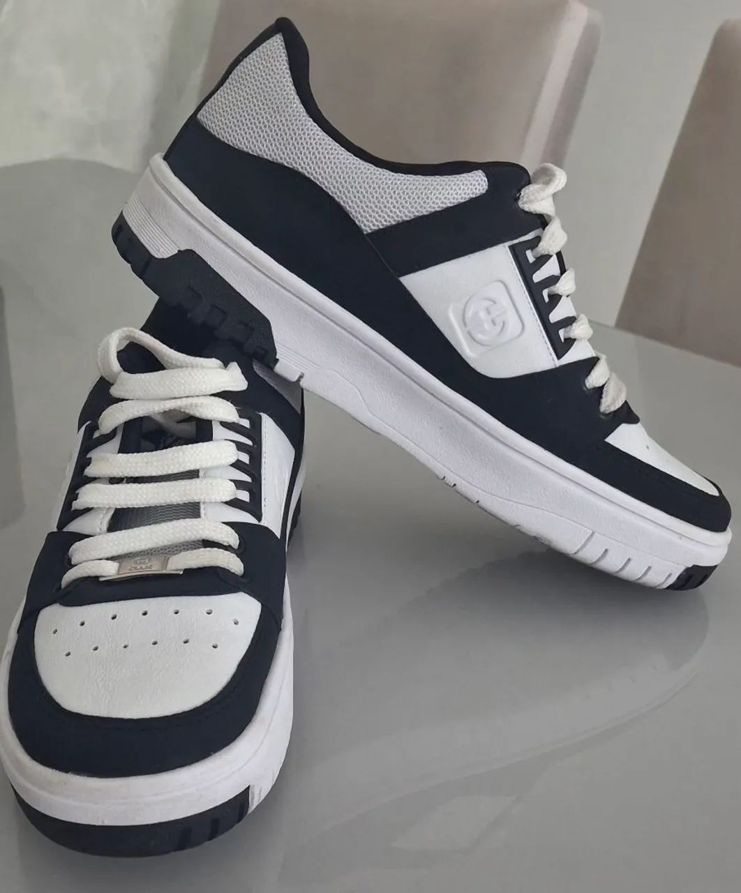 Tênis Ollie Rocky - Preto e Branco - Foto 3