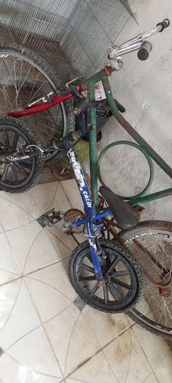 2 bicicletas para ser reformadas 