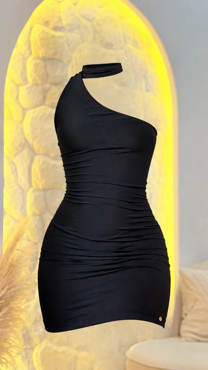 Lote de vestidos em Poliamida