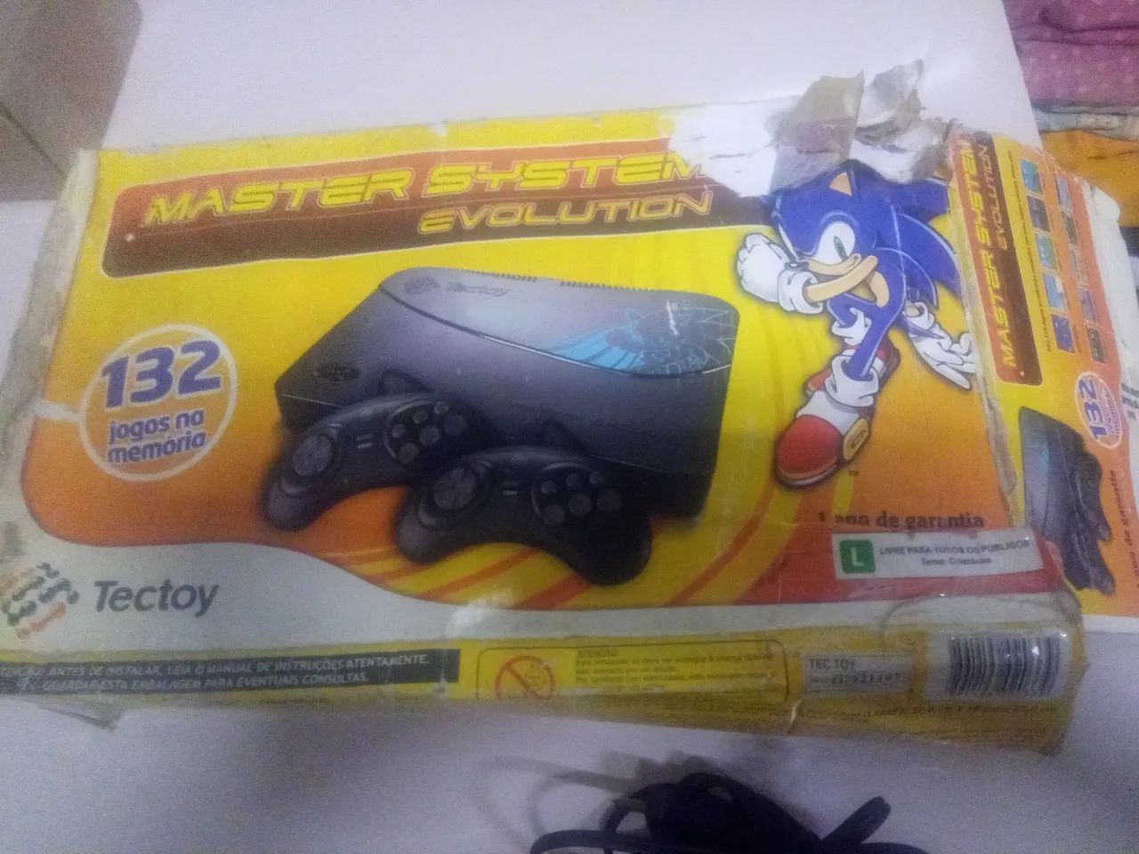 Master system funcionando perfeitamente com 132 jogos na memória vai com 2 controle  - Foto 2