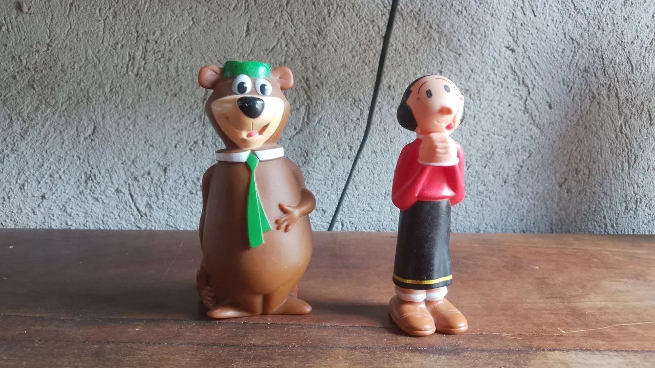 Zé colmeia + Olivia palito 