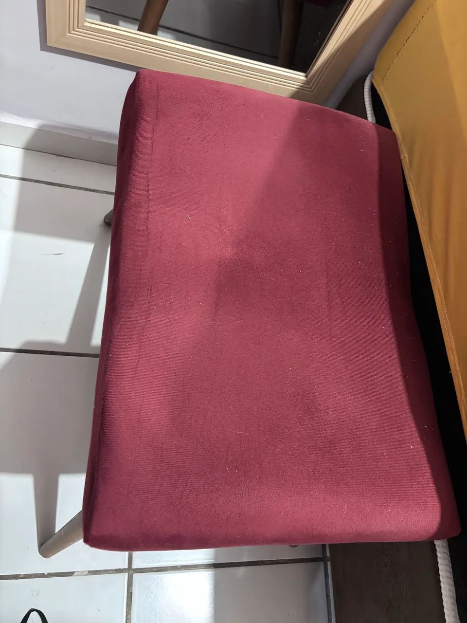 Poltronas e puffs65204499581313123