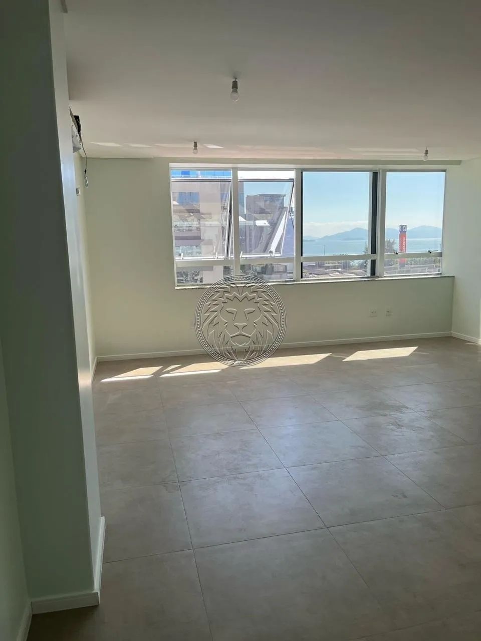 Sala comercial de 38,00m² no EdifícioBlue Diamond Business - AGRONOMICA - Foto 3